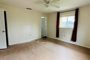21302 Hubbard Ave, Port Charlotte, FL 33952 - Photo 11