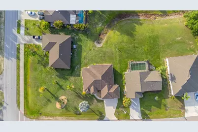 1275 Blue Lake Circle, Punta Gorda, FL 33983 - Photo 3