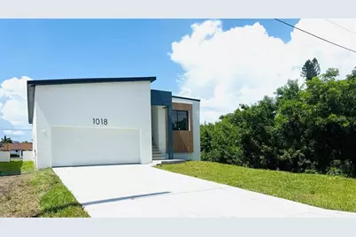 1018 S Marlin Drive, Punta Gorda, FL 33950 - Photo 1