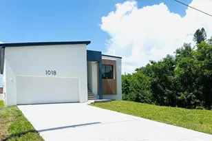 1018 S Marlin Dr, Punta Gorda, FL 33950 - Photo 1