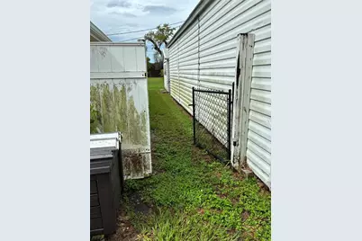 160 Deerfield Avenue NE, Port Charlotte, FL 33952 - Photo 11