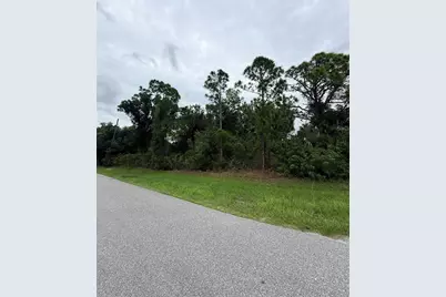12192 Chamberlain Boulevard, Port Charlotte, FL 33953 - Photo 5