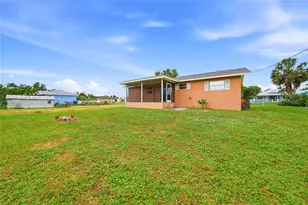 2620 Wisteria Pl, Punta Gorda, FL 33950 - Photo 31