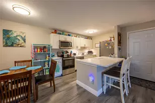 17426 Birchwood Ln, Fort Myers, FL 33908 - Photo 7