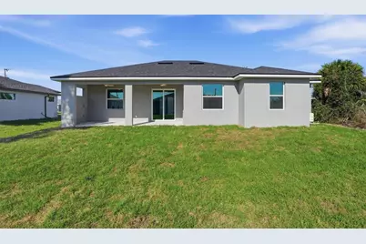429 Palmyra Avenue, Lehigh Acres, FL 33974 - Photo 35