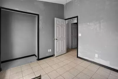 2760 39th Avenue NE, Naples, FL 34120 - Photo 9