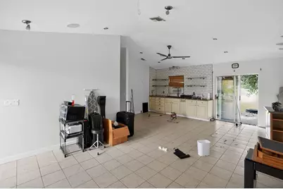 2760 39th Avenue NE, Naples, FL 34120 - Photo 5