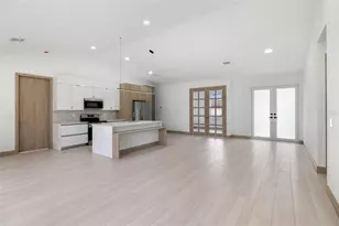 2719 Thomas Ln, North Port, FL 34286 - Photo 9