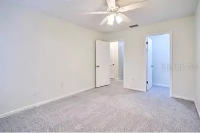 11713 Raintree Drive, Tampa, FL 33617 - Photo 15