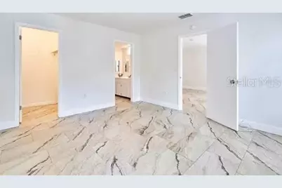 11713 Raintree Drive, Tampa, FL 33617 - Photo 11