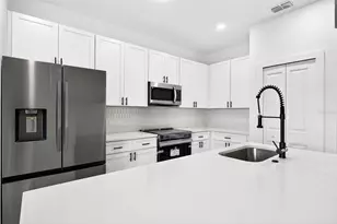 6223 Emmonsdale St, Port Charlotte, FL 33981 - Photo 9