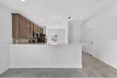 475 Winwood Court, Port Charlotte, FL 33954 - Photo 11