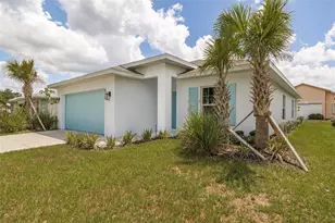 573 Rose Apple Cir, Port Charlotte, FL 33954 - Photo 5