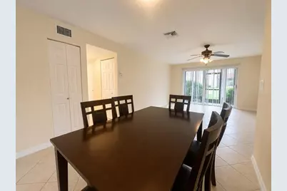 2702 Hidden Lake Drive S #A, Sarasota, FL 34237 - Photo 9