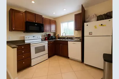 2702 Hidden Lake Drive S #A, Sarasota, FL 34237 - Photo 5