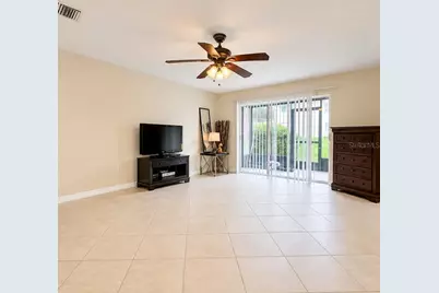 2702 Hidden Lake Drive S #A, Sarasota, FL 34237 - Photo 3