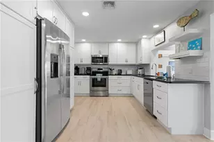 2211 Palm Tree Dr, Punta Gorda, FL 33950 - Photo 29
