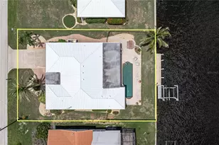 2211 Palm Tree Dr, Punta Gorda, FL 33950 - Photo 13