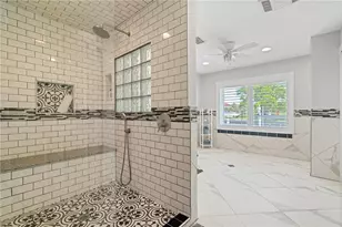 2211 Palm Tree Dr, Punta Gorda, FL 33950 - Photo 41