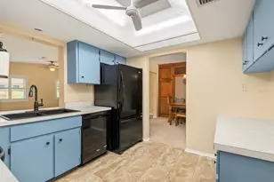 1505 Pine St E, Nokomis, FL 34275 - Photo 11