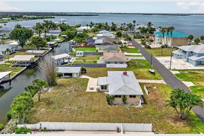 1447 Lemon Bay Drive, Englewood, FL 34223 - Photo 37