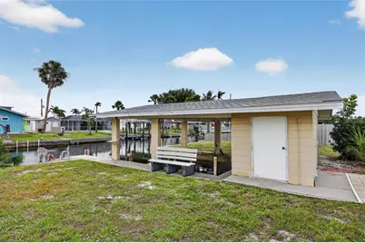 1447 Lemon Bay Drive, Englewood, FL 34223 - Photo 43