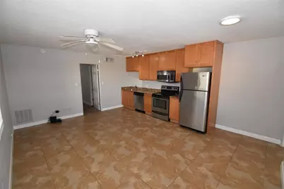 220 6th Avenue N #11, Saint Petersburg, FL 33701 - Photo 11