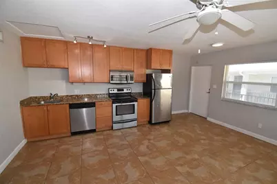 220 6th Avenue N #11, Saint Petersburg, FL 33701 - Photo 9
