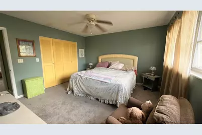 115 Bedford Drive NE, Port Charlotte, FL 33952 - Photo 5