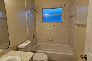 1628 SW Santa Barbara Pl, Cape Coral, FL 33991 - Photo 15