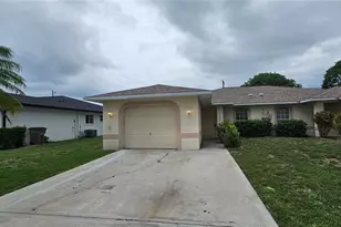 1628 SW Santa Barbara Pl, Cape Coral, FL 33991 - Photo 1