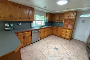 15152 Buswell Ave, Port Charlotte, FL 33953 - Photo 7