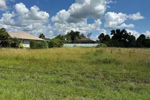 139 Sesame Rd W, Rotonda West, FL 33947 - Photo 1