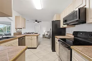 235 Tait Terrace SE, Port Charlotte, FL 33952 - Photo 15