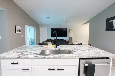 3715 Teakwood Street, Fort Myers, FL 33905 - Photo 7