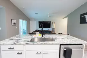 3715 Teakwood St, Fort Myers, FL 33905 - Photo 7