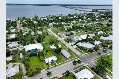 708 W Olympia Avenue, Punta Gorda, FL 33950 - Photo 63