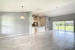 27307 Tierra Del Fuego Cir, Punta Gorda, FL 33983 - Photo 9