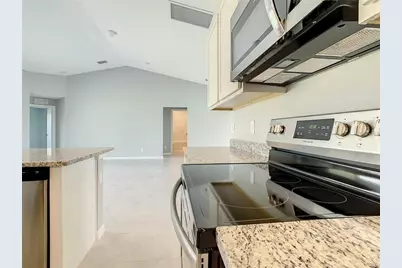 27307 Tierra Del Fuego Circle, Punta Gorda, FL 33983 - Photo 13