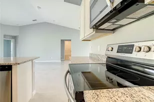 27307 Tierra Del Fuego Cir, Punta Gorda, FL 33983 - Photo 13