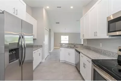 286 Beckenham Drive, Kissimmee, FL 34758 - Photo 5