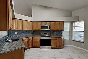 11701 Lynmoor Dr, Riverview, FL 33579 - Photo 5
