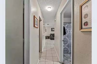 1018 Red Bay Terrace NW, Port Charlotte, FL 33948 - Photo 9