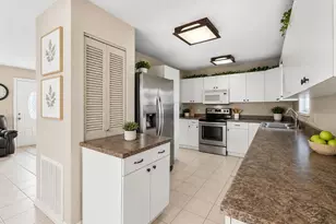 1018 Red Bay Terrace NW, Port Charlotte, FL 33948 - Photo 21