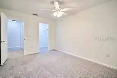 11713 Raintree Drive, Tampa, FL 33617 - Photo 13