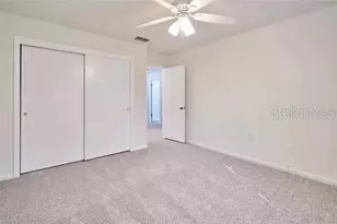 11713 Raintree Dr, Tampa, FL 33617 - Photo 17