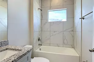 106 Oak Cir, Poinciana, FL 34759 - Photo 23