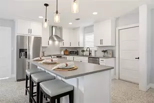 174 Severin Rd SE, Port Charlotte, FL 33952 - Photo 9