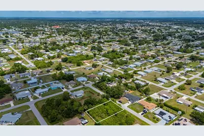 209 Forrest Avenue NW, Port Charlotte, FL 33952 - Photo 7