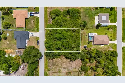 209 Forrest Avenue NW, Port Charlotte, FL 33952 - Photo 13